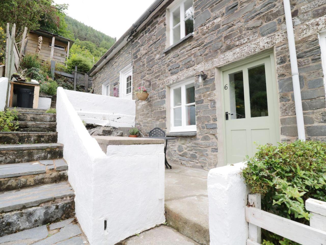 Tanrallt Villa Machynlleth Exterior photo